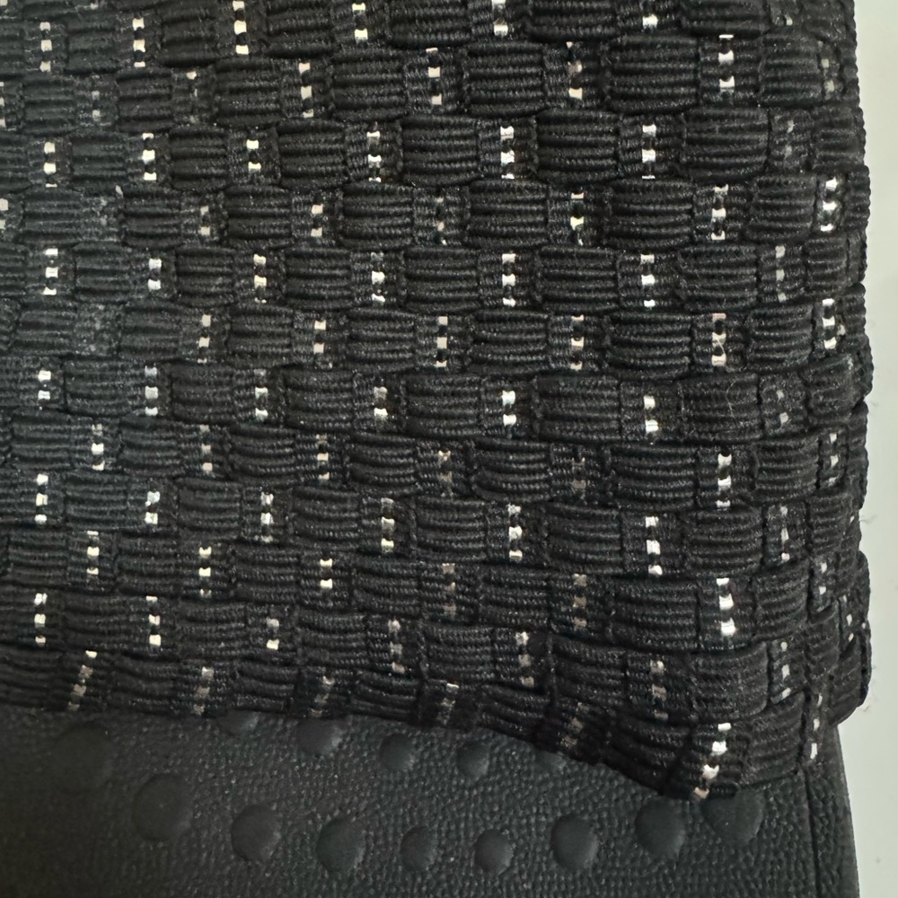 Vionic Sandals With Stretch Elastic Upper - image 5